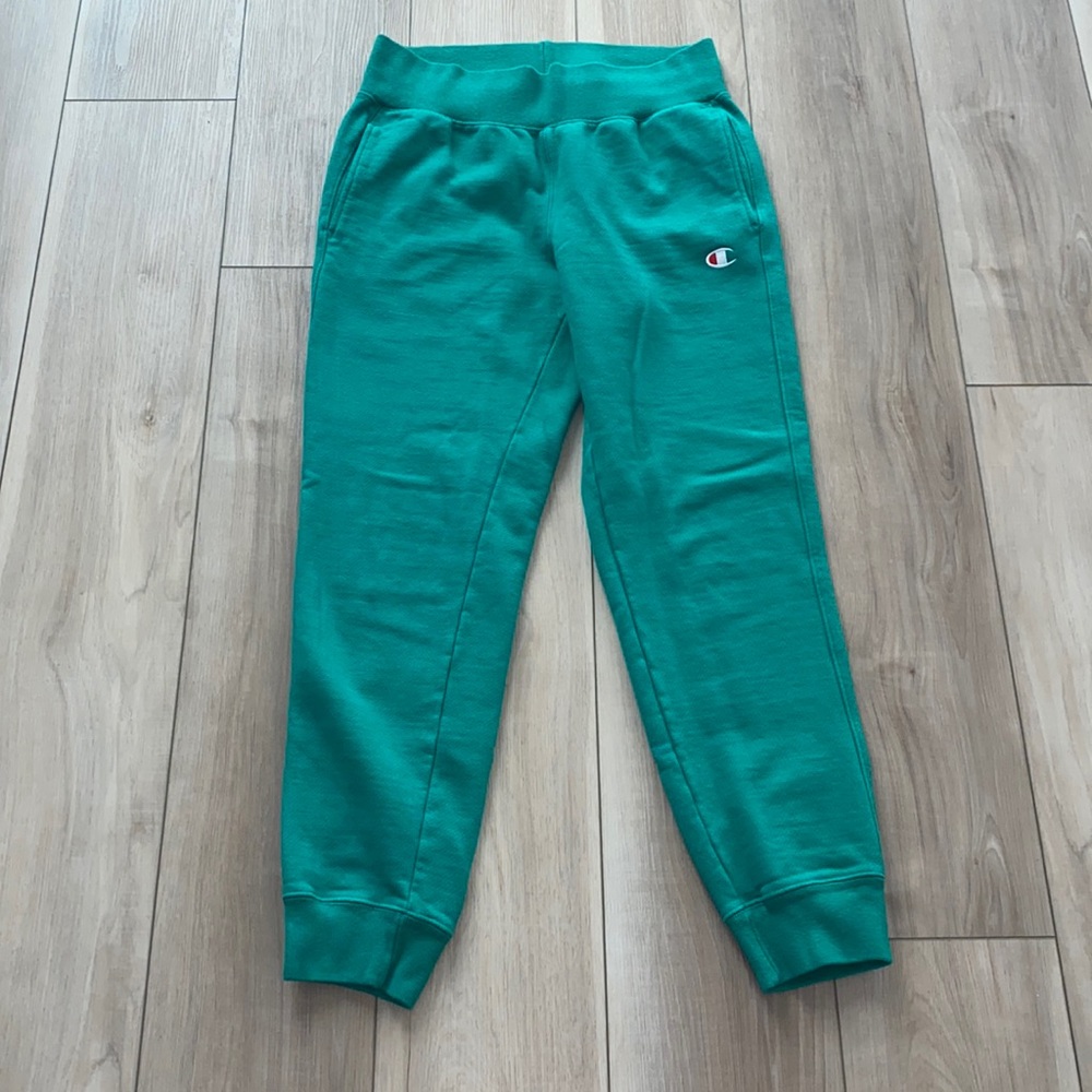 EUC Women’s Champion Brand Green Sweats Jogger Sweatpants with Pockets Size M